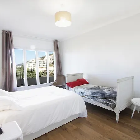 Luxe Des Iles Apartment