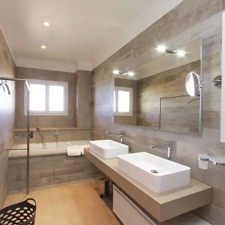Luxe Des Iles Ajaccio (Corsica)